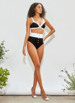 Fleur Du Mal Garçon High Waist Panty 15 Fleur Du Mal Garçon High Waist Panty -Fleur du Mal 200911 FLEURDUMAL SHOT 24 2527full 95ae93b6 dc95 40d6 9bb9 17179561fac2