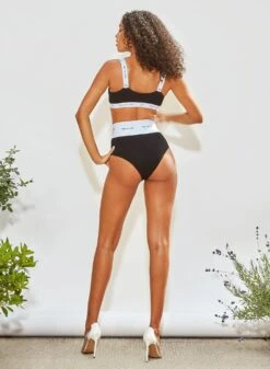 Fleur Du Mal Garçon Criss Cross Bralette -Fleur du Mal 200911 FLEURDUMAL SHOT 24 2559full