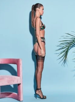 Fleur Du Mal Strawberry Print Thong 12 Fleur Du Mal Strawberry Print Thong -Fleur du Mal 201208 FLEURDUMAL SHOT 14 1679full