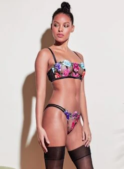 Fleur Du Mal Monet Embroidered Cheeky -Fleur du Mal 210201 FLEURDUMAL SHOT 10 1149crop d9629bbb 6407 42ab a32c 588329a33d01