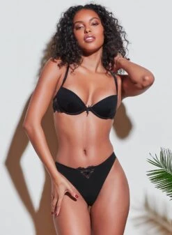 Fleur Du Mal Organic Cotton Thong -Fleur du Mal 210317 FLEURDUMAL SHOT 15 2322crop 6c99db04 0b92 423e b96c b652cc8a1512