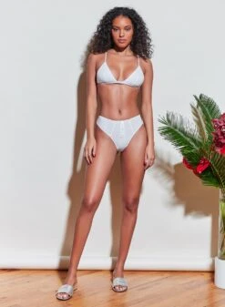 Fleur Du Mal Organic Cotton Luxe Triangle Bra 11 Fleur Du Mal Organic Cotton Luxe Triangle Bra -Fleur du Mal 210317 FLEURDUMAL SHOT 17 2578full 492a14d2 1331 4345 80e5 79901f3d4691