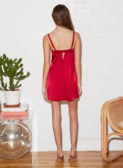 Fleur Du Mal Violet Cupped Slip Dress 13 Fleur Du Mal Violet Cupped Slip Dress -Fleur du Mal FDM 011222 1 0470full