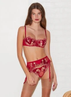 Fleur Du Mal Violet Thong -Fleur du Mal FDM 011222 1 0601crop 4642a32d a2dd 4800 8cf4 c31edb21d693