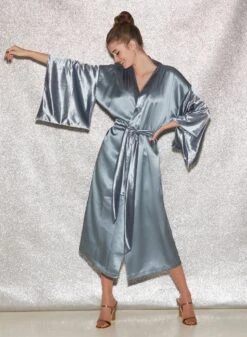 Fleur Du Mal Velvet & Silk Robe -Fleur du Mal FDM 041222 1 1569full